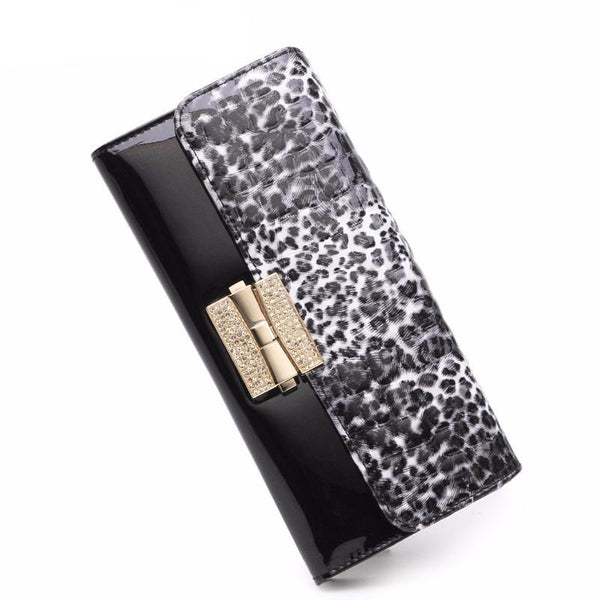 Top-Quality Elegant Clutch